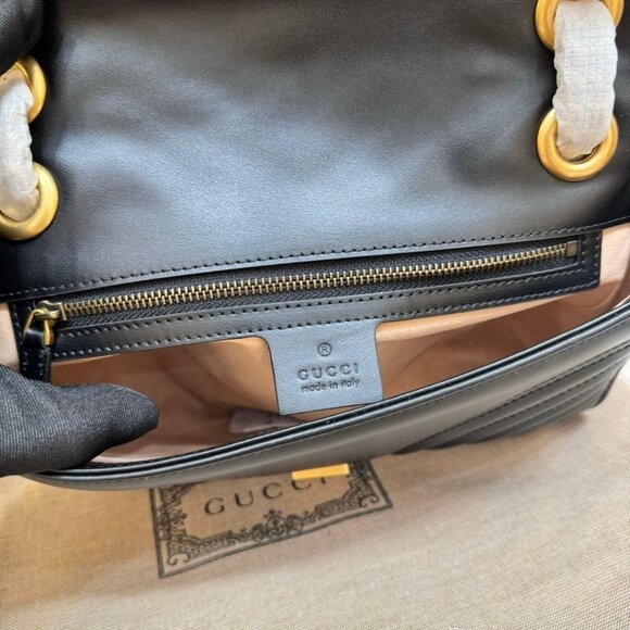 Gucci GG Marmont Black Shoulder Bag - Picture 6 of 9